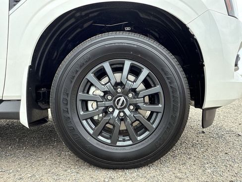 New 2026 Nissan Armada SV image 9