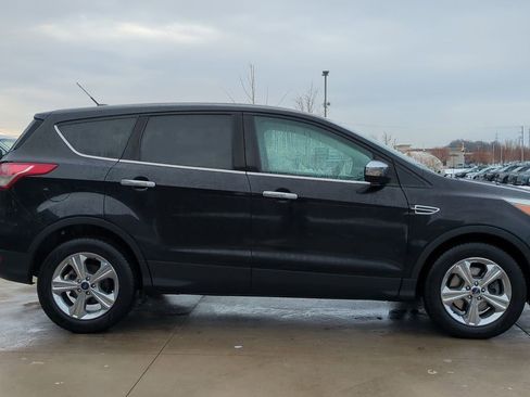 Used 2016 Ford Escape SE w/ SE Cold Weather Package image 8