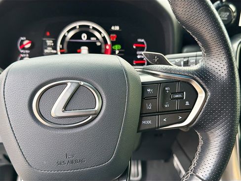 Used 2023 Lexus LX 600 F Sport image 40