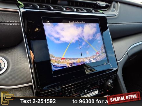 New 2025 Jeep Grand Cherokee 4WD image 19