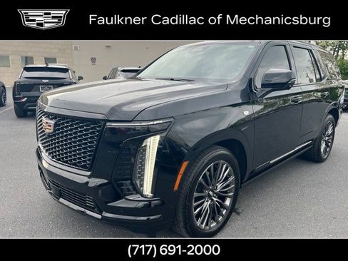 Used 2025 Cadillac Escalade Sport Platinum AWD/4WD image 5