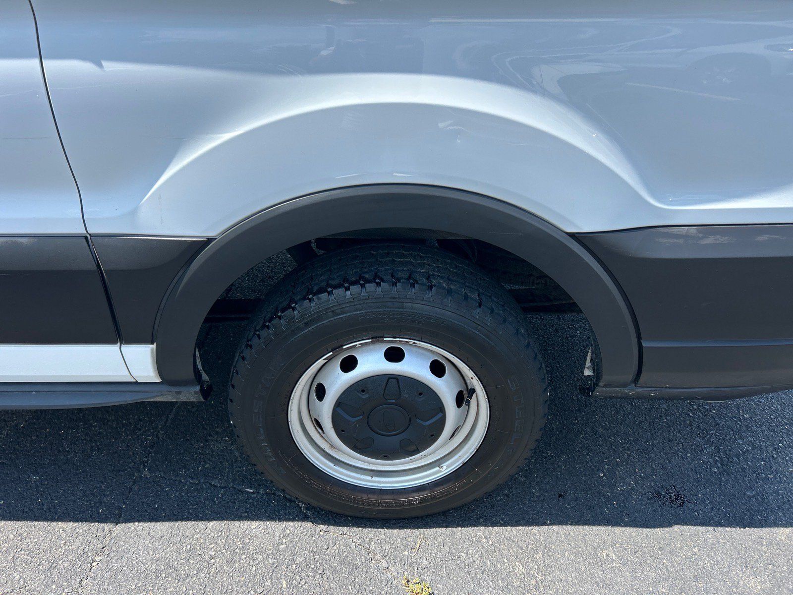 Certified 2020 Ford Transit 150 Low Roof RWD image 27