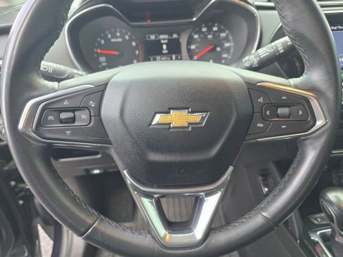 Used 2021 Chevrolet TrailBlazer LT w/ Premium Seating Package AWD/4WD image 28