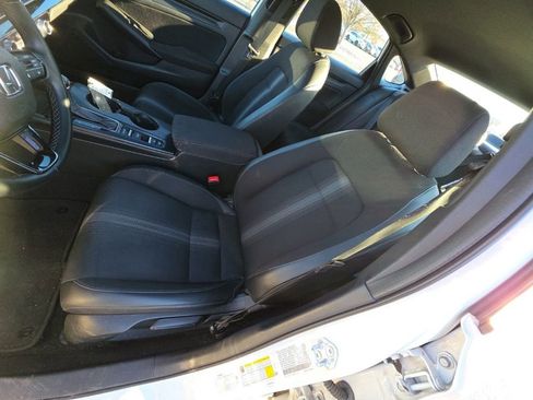 Used 2023 Honda Civic Sport image 10