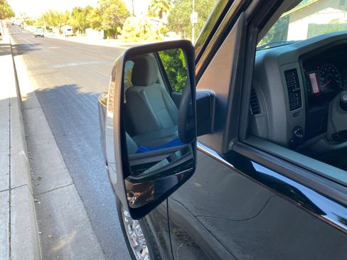 Used 2017 Nissan NV 3500 SV w/ SV Technology Package image 14