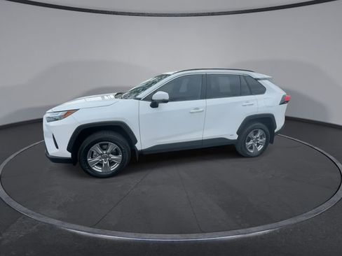 Used 2024 Toyota RAV4 XLE image 9