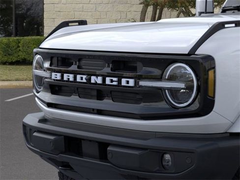 New 2025 Ford Bronco Outer Banks image 19
