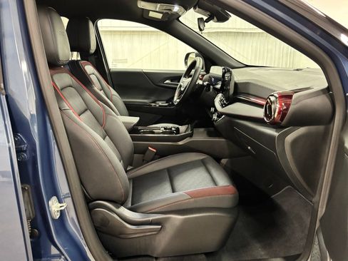 Used 2026 Chevrolet Equinox RS FWD image 21