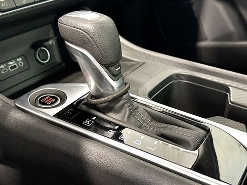 Used 2025 Nissan Sentra SV image 13