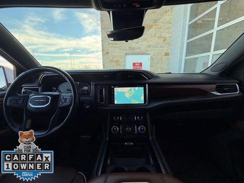 Used 2023 GMC Yukon XL Denali Ultimate image 24
