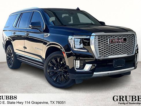 Used 2021 GMC Yukon Denali w/ Denali Premium Package image 1