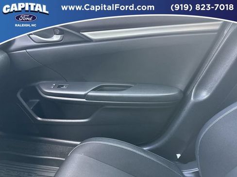 Used 2019 Honda Civic Sport image 28