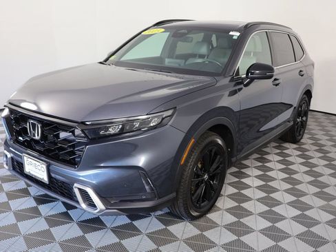 Used 2025 Honda CR-V Sport Touring image 4