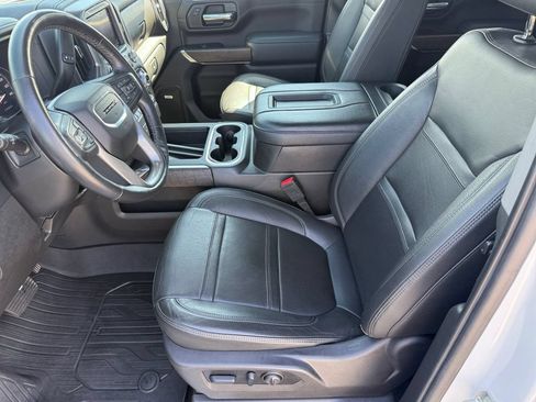 Used 2022 GMC Sierra 3500 Denali AWD/4WD image 10