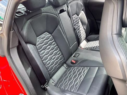 Used 2024 Audi RS e-tron GT w/ Carbon Performance Package AWD/4WD image 19
