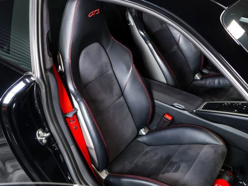 Used 2014 Porsche 911 GT3 image 7