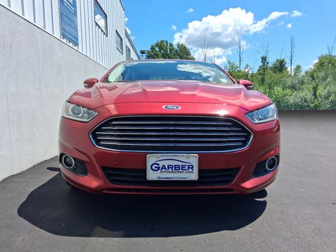 Used 2015 Ford Fusion SE w/ Equipment Group 202A FWD image 6