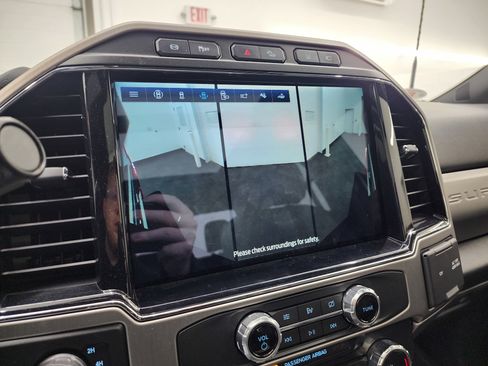 Used 2022 Ford F250 Platinum w/ Tremor Off-Road Package image 18