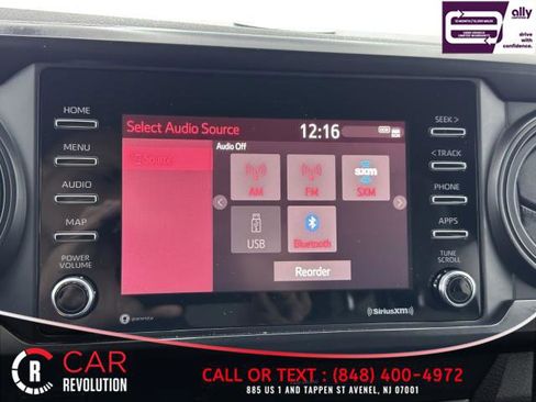 Used 2020 Toyota Tacoma SR image 24