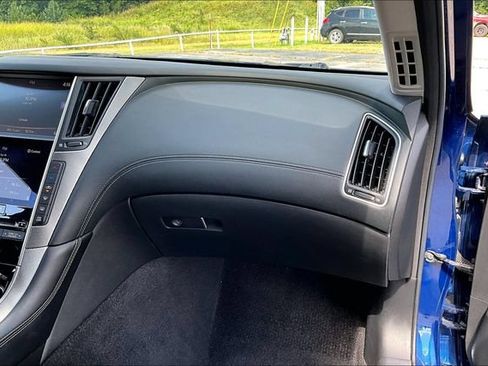 Used 2018 INFINITI Q50 Sport RWD image 26