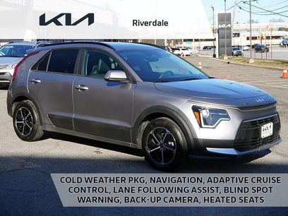 Used 2025 Kia Niro EX w/ EX Cold Weather Package