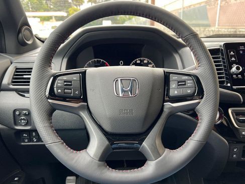 New 2026 Honda Ridgeline Black Edition image 24