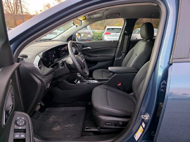 Used 2024 Buick Encore GX Preferred w/ Comfort Package AWD/4WD image 16