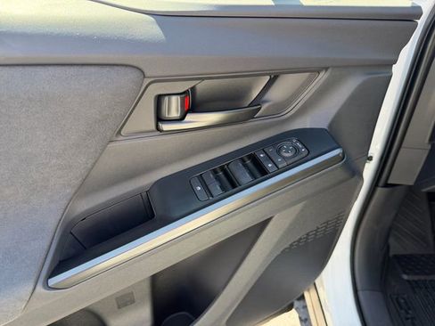 New 2026 Toyota C-HR AWD/4WD image 11