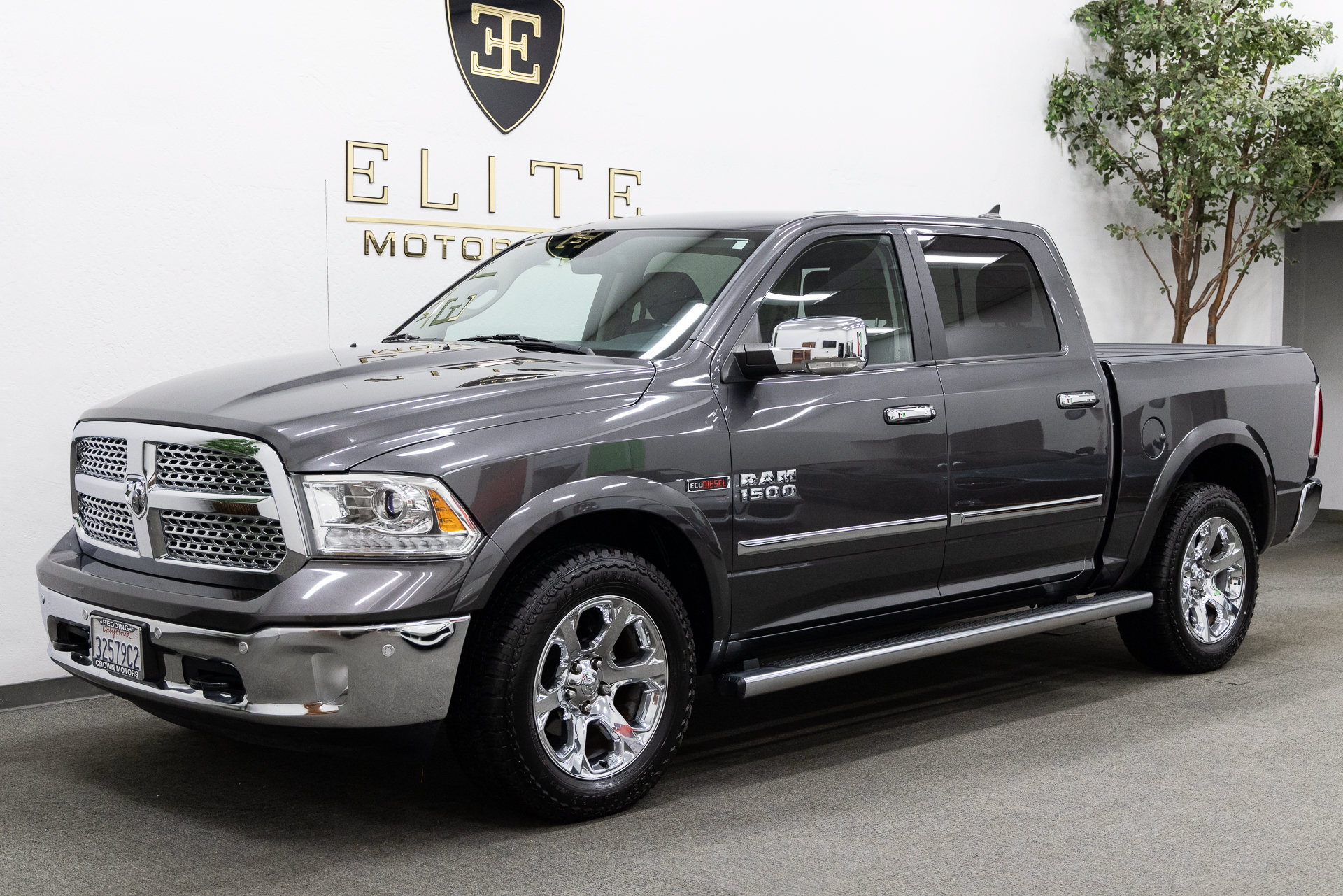 Used 2016 RAM 1500 Laramie w/ Convenience Group AWD/4WD image 1