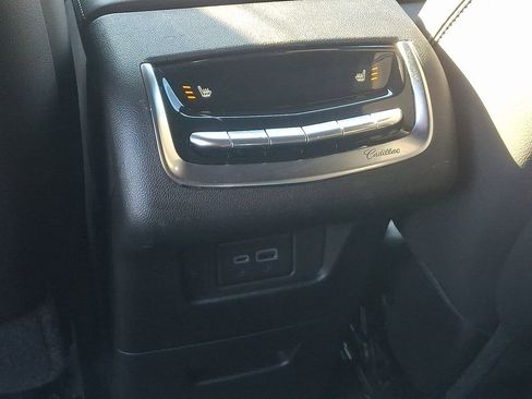 Certified 2024 Cadillac XT6 Premium Luxury image 12