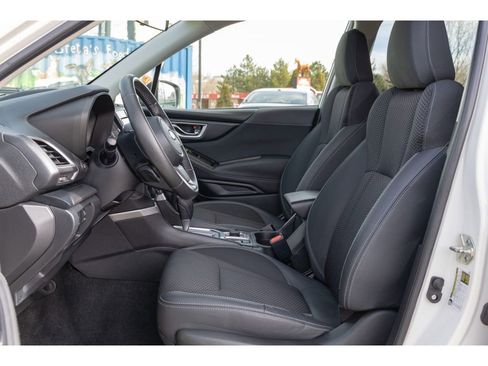 Used 2021 Subaru Forester Premium image 16