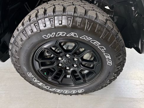 New 2026 RAM 1500 Rebel w/ Rebel Level 2 Equipment Group AWD/4WD image 10