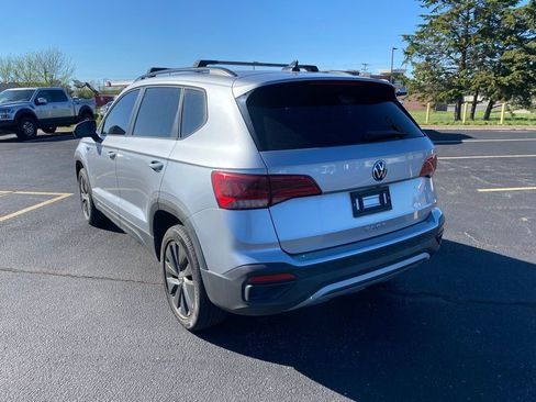 Used 2022 Volkswagen Taos S w/ IQ Drive S Package image 7