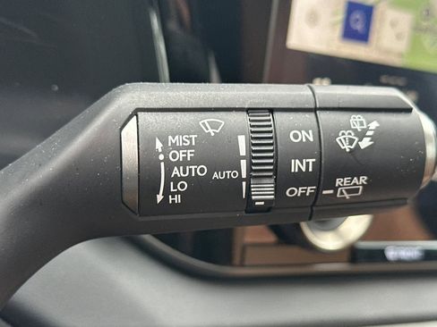 Used 2025 Lexus RX 350 image 34