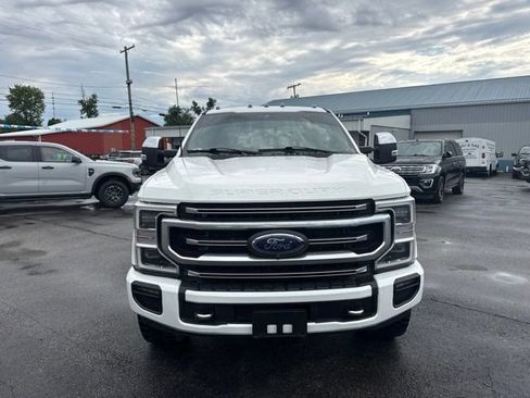 Used 2022 Ford F350 Platinum AWD/4WD image 3