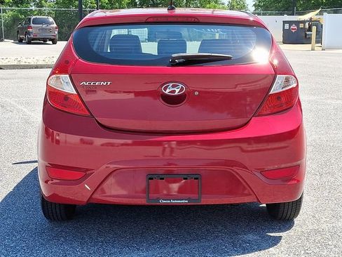 Used 2017 Hyundai Accent SE FWD image 7