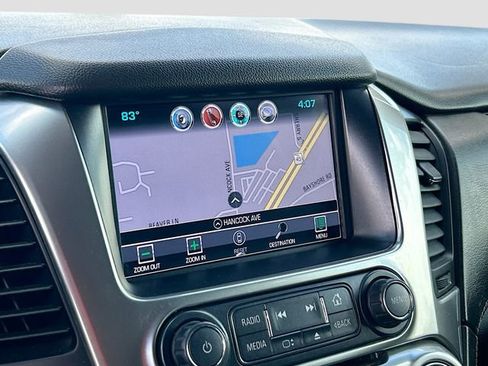 Used 2019 Chevrolet Suburban LT w/ LT Midnight Edition RWD image 10