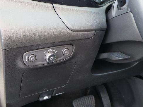 Certified 2023 Buick Encore GX Preferred w/ Cold Weather Comfort Package FWD image 12