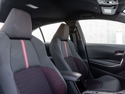 Used 2023 Toyota Corolla SE image 13