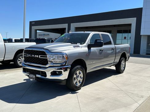 Certified 2024 RAM 2500 Big Horn AWD/4WD image 2