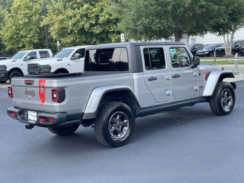Used 2020 Jeep Gladiator Rubicon AWD/4WD image 9