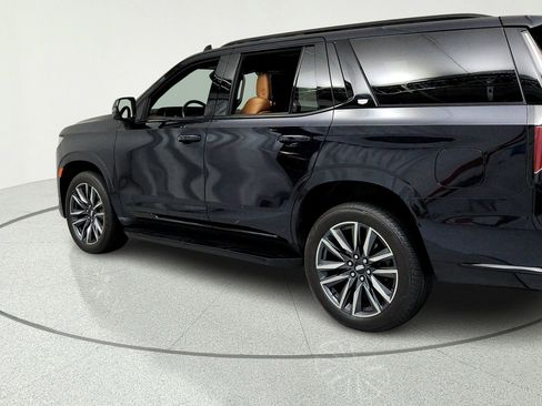 Used 2021 Cadillac Escalade Sport AWD/4WD image 3