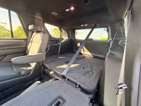 Used 2024 Chevrolet Tahoe LT image 15