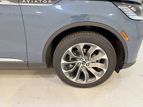 New 2026 Lincoln Aviator 2WD image 30