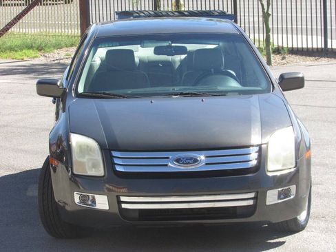 Used 2006 Ford Fusion SEL FWD image 14