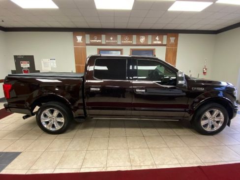 Used 2019 Ford F150 Platinum w/ Equipment Group 701A Luxury RWD image 4