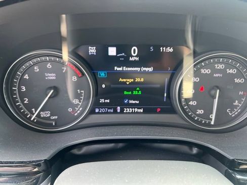 Used 2024 Cadillac XT6 Premium Luxury w/ Technology Package AWD/4WD image 31