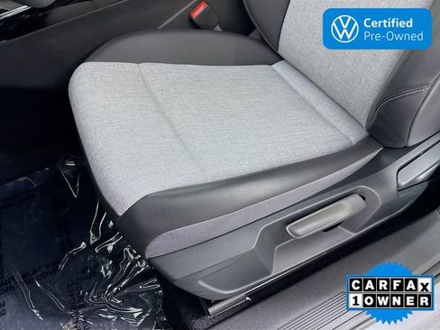 Certified 2023 Volkswagen ID.4 Pro image 19