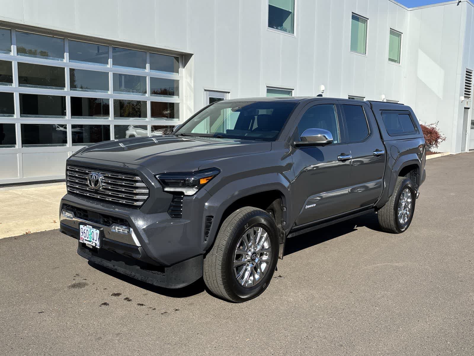 Used 2024 Toyota Tacoma Limited w/ Limited Package (LT) AWD/4WD image 1