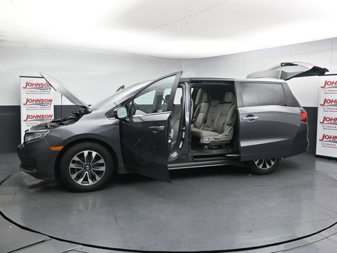 Used 2022 Honda Odyssey EX-L image 45
